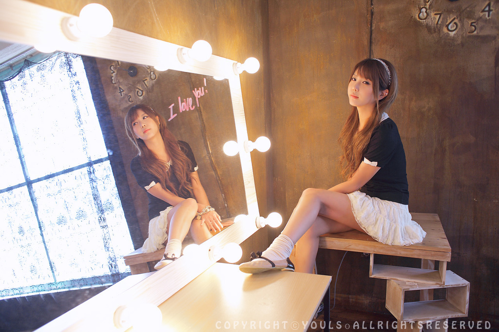 [网络收集] 2013.08.02 韩国MODEL许允美--光影下的美人